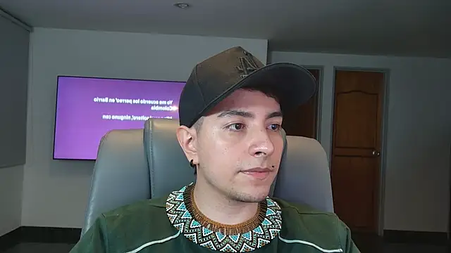 Jhoan saenz online show from November 8, 1:20 am