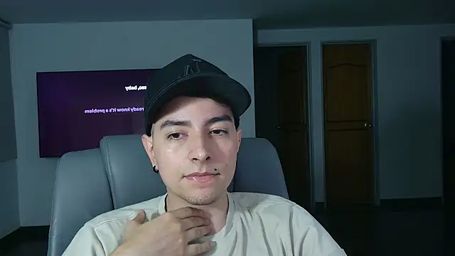 Jhoan saenz online show from November 2, 12:15 am