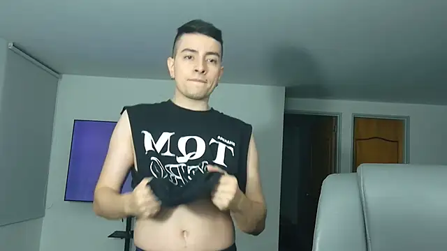 Jhoan saenz online show from October 21, 4:45 am