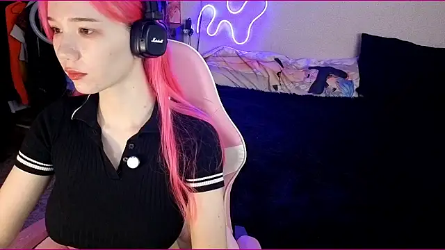 Maya Viola online show from October 12, 6:26 am