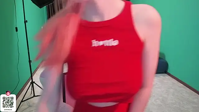 Maya Viola online show from March 8, 5:33 am