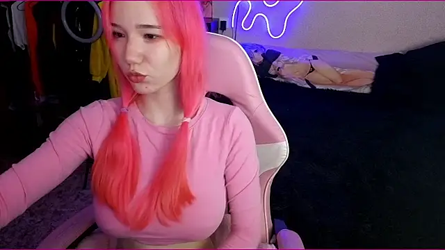 Maya Viola online show from October 25, 6:01 am