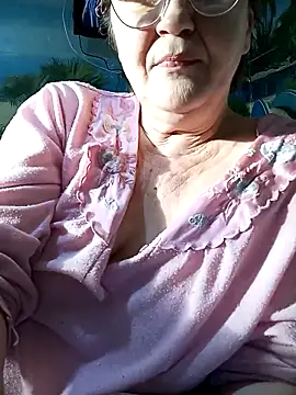 Wendy Kristi online show from February 5, 7:04 am