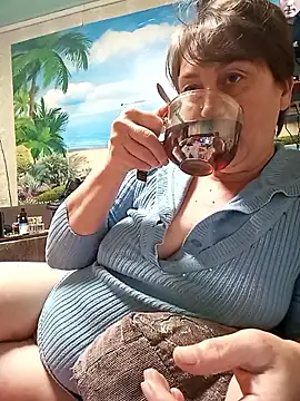 Wendy Kristi online show from April 15, 5:28 pm