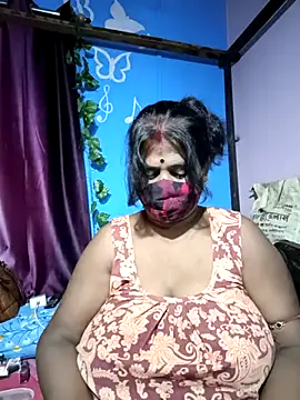 Snapshot of parioo7 chatting on March 20, 8:19 pm parioo7 online show from March 20, 8:19 pm
