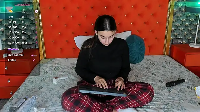 VallerieJones online show from March 23, 9:36 pm