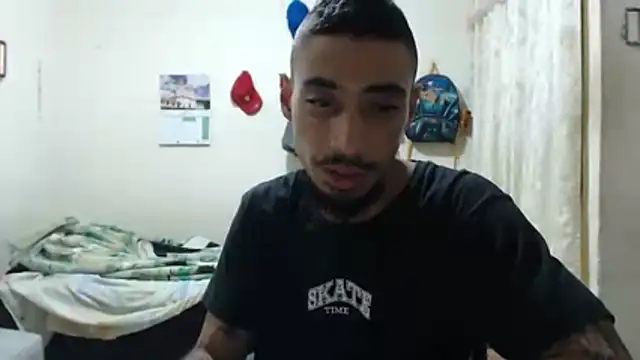 emiliano hottt online show from April 19, 6:36 am