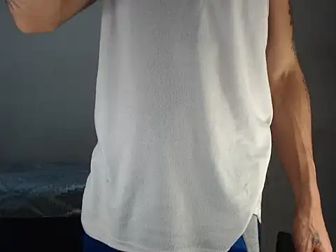 emiliano hottt online show from December 19, 12:24 am