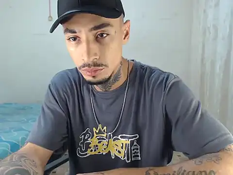 emiliano hottt online show from December 16, 3:49 pm