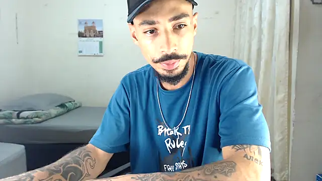 emiliano hottt online show from March 10, 1:59 pm