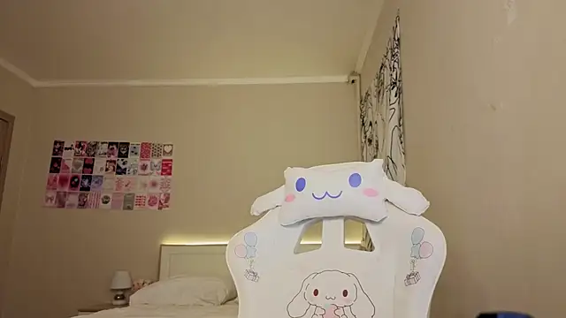 LisaSweetie online show from February 19, 4:04 pm