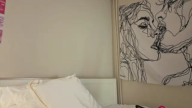 LisaSweetie online show from November 30, 6:41 pm