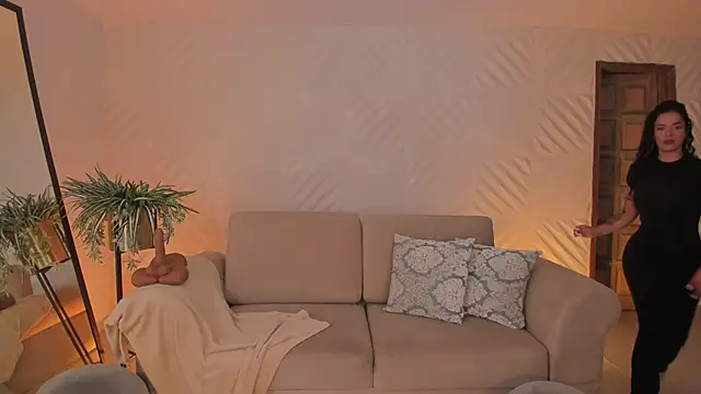 KateSunder online show from March 9, 12:52 pm