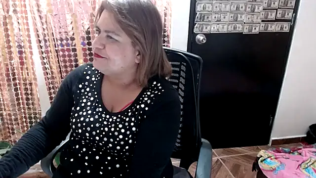 NAILAH SANZ online show from March 1, 1:53 am