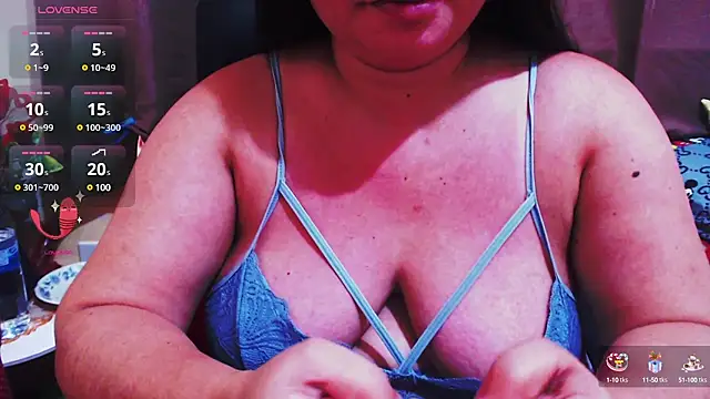 Alliayah Hollyx online show from March 7, 6:13 am