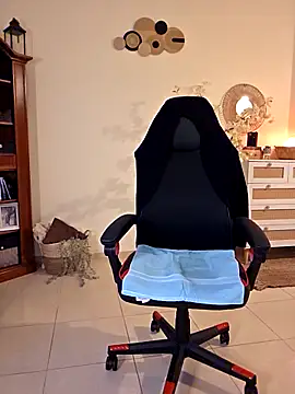 MissMialicious online show from March 26, 4:16 pm