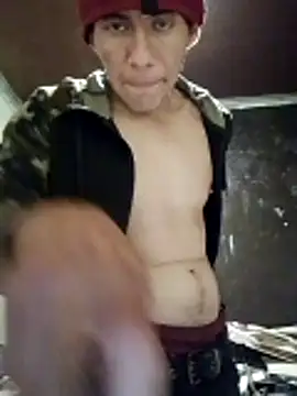 Snapshot of MarsWood chatting on February 3, 6:11 am MarsWood online show from February 3, 6:11 am