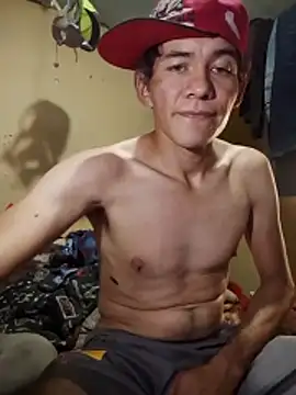 Snapshot of MarsWood chatting on March 20, 8:21 pm MarsWood online show from March 20, 8:21 pm