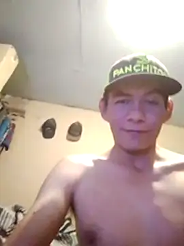 Snapshot of MarsWood chatting on February 4, 9:21 pm MarsWood online show from February 4, 9:21 pm