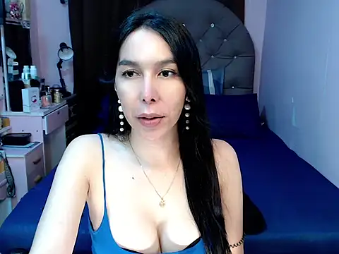 TSDESIREcindy29 online show from November 10, 11:37 am