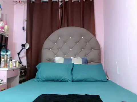 TSDESIREcindy29 online show from September 21, 9:03 am