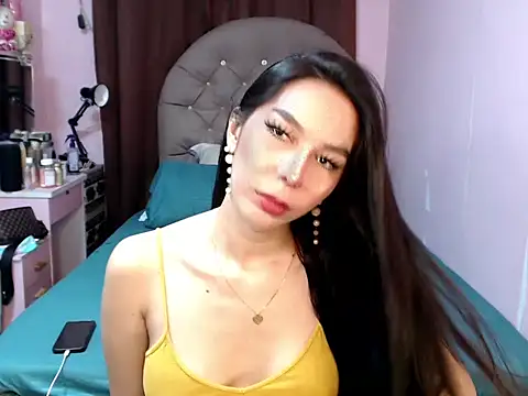 TSDESIREcindy29 online show from September 27, 10:43 am