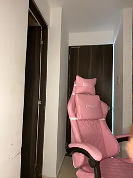jailyncam  online show from June 19, 3:40 pm