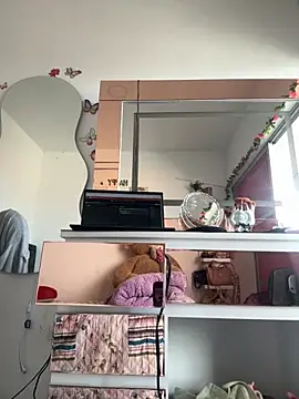 jailyncam  online show from November 6, 1:15 pm