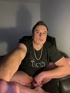 mrwilly7743 online show from January 10, 10:10 am