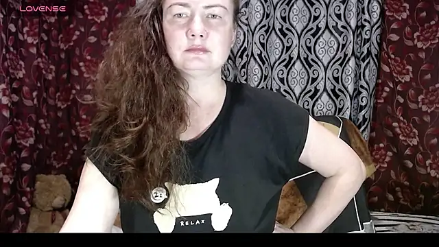 Snapshot of EmilyDoth chatting on October 11, 1:34 pm EmilyDoth online show from October 11, 1:34 pm