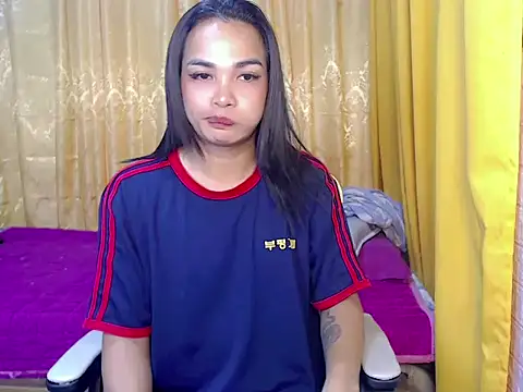 Snapshot of Deliciouscumsxz chatting on November 29, 2:55 am Deliciouscumsxz online show from November 29, 2:55 am