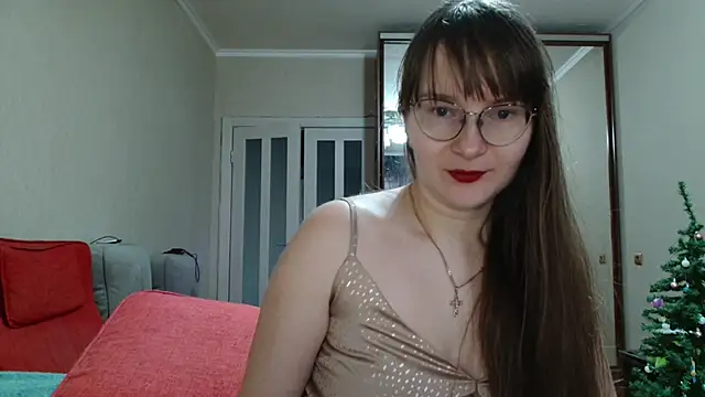 KiraGoldens online show from January 17, 6:17 am