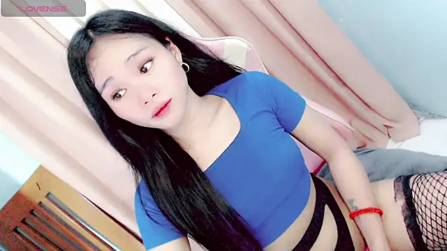 amomentoflust69 online show from May 17, 11:43 am