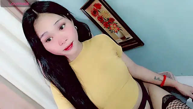 amomentoflust69 online show from May 24, 11:21 am