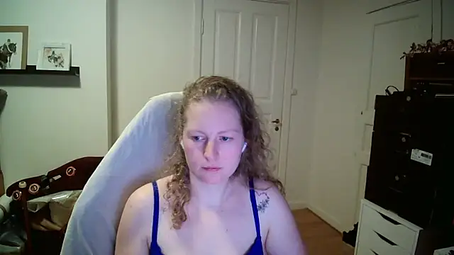 Girlnina-1995 online show from February 11, 10:09 pm