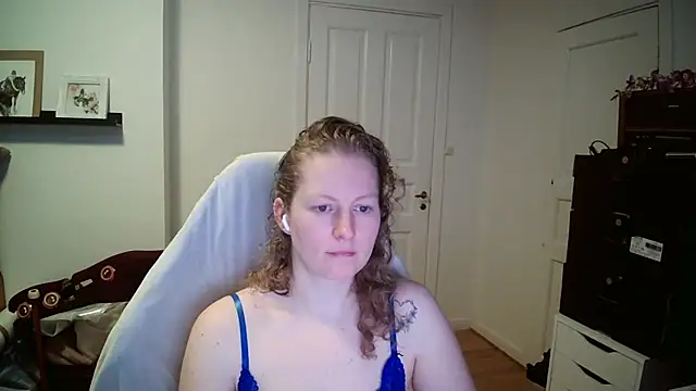 Girlnina-1995 online show from February 10, 9:52 am