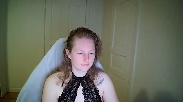 Girlnina-1995 online show from March 25, 8:14 am