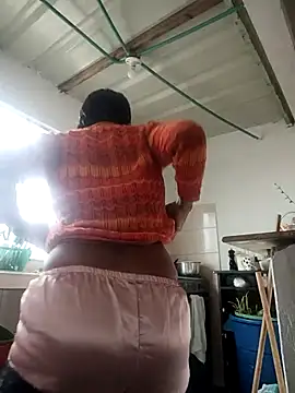 Bigassmommy x online show from March 19, 1:44 pm