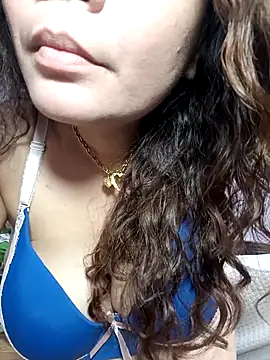 hotbabes163 online show from March 20, 5:19 am