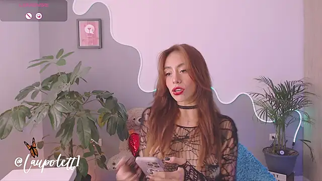 Snapshot of LauPolett chatting on March 16, 9:47 pm LauPolett online show from March 16, 9:47 pm