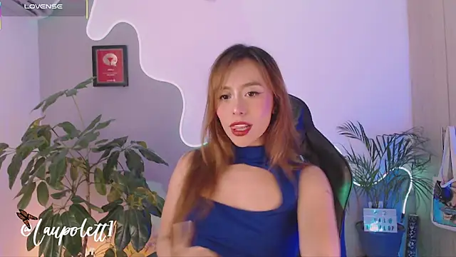 Snapshot of LauPolett chatting on November 7, 11:19 pm LauPolett online show from November 7, 11:19 pm