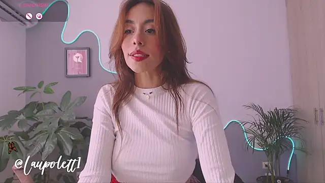 Snapshot of LauPolett chatting on March 12, 8:52 pm LauPolett online show from March 12, 8:52 pm