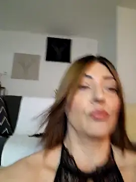 Snapshot of AryaSummersReal chatting on September 24, 6:53 am AryaSummersReal online show from September 24, 6:53 am