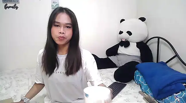 rihanna22 online show from March 1, 7:08 am