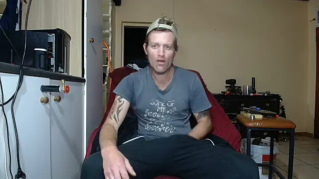 Snapshot of the-billy-blue chatting on June 8, 1:28 am the-billy-blue online show from June 8, 1:28 am