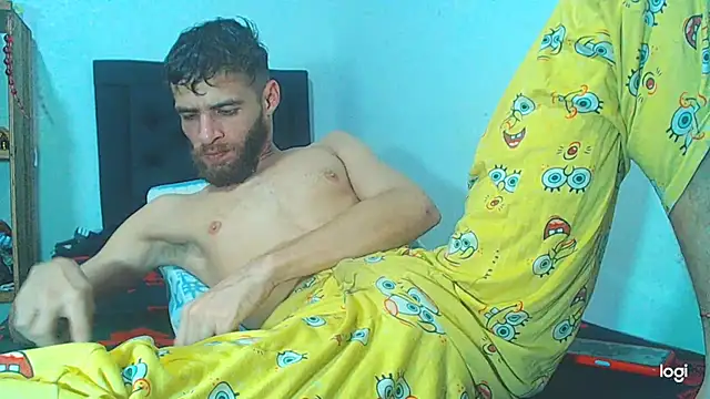 Snapshot of maihton_xx chatting on March 11, 7:47 pm maihton xx online show from March 11, 7:47 pm