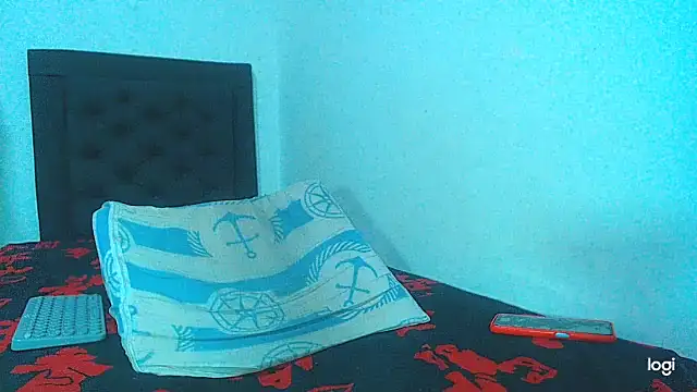 Snapshot of maihton_xx chatting on March 15, 3:40 am maihton xx online show from March 15, 3:40 am