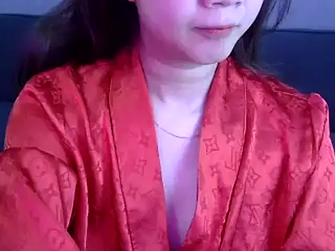 Bee 2k online show from May 16, 4:11 am
