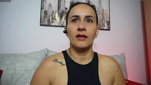 zairamiller online show from January 31, 10:42 am