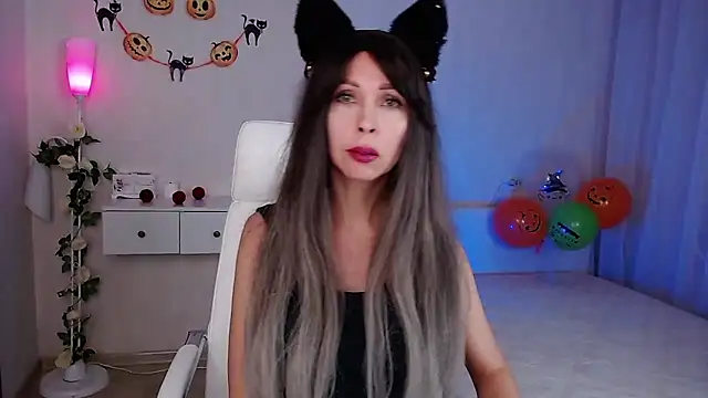 Snapshot of wendifoste chatting on October 27, 7:48 pm wendifoste online show from October 27, 7:48 pm
